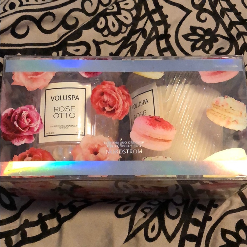Voluspa Candle Duo Rose Otto and Rose Champs